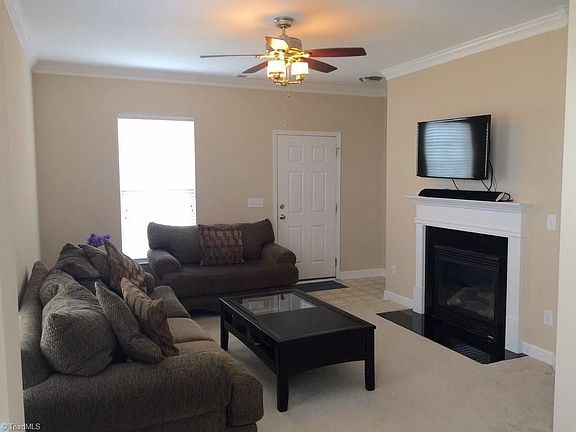 Home is unfurnished. Pictures for illustration purposes only.