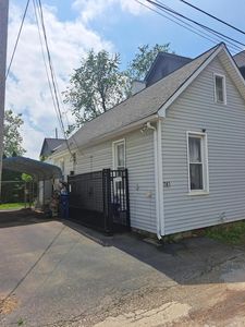 241 E Redbud Aly, Columbus, OH, 43206