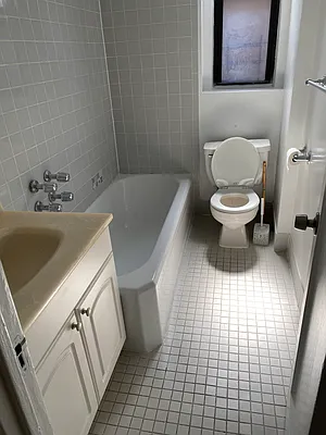 Rented by SUN WOOD REAL ESTATE | media 22