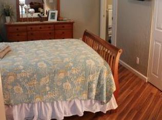 302 S Lakeside Dr, Lake Worth, FL 33460
