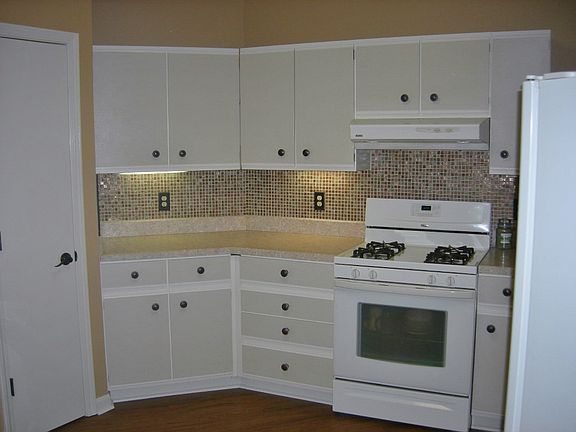 3rd image of 3552 Woodlane Dr