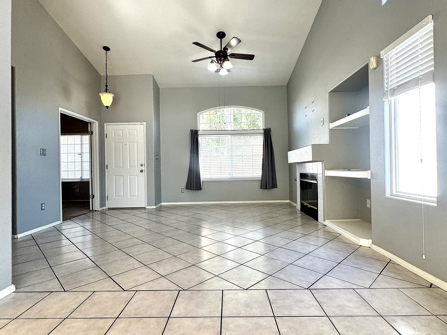 Charming 2-Bed, Office, & 2-Bath Pool Home! — Photo 2