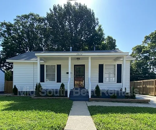 2022 Benford St Photo 1