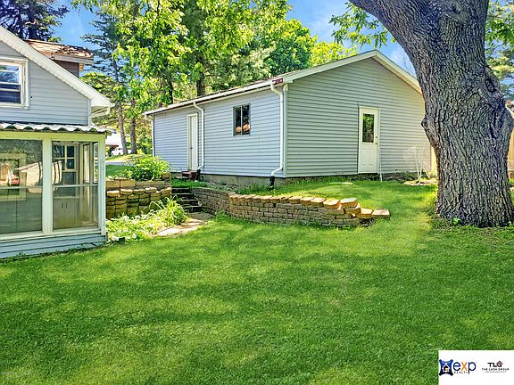 4th image of 2137 Garret Dr NE
