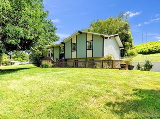 1608 Horns Hill Rd, Newark, OH 43055