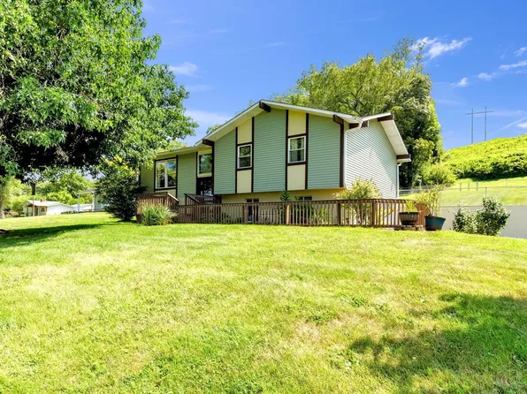 1608 Horns Hill Rd, Newark, OH 43055
