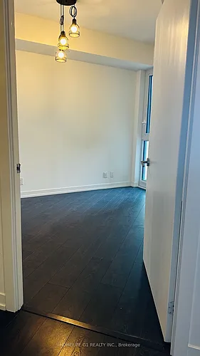 2020 S Bathurst St #1101 Photo 1