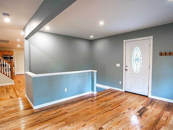 3rd image of 641 S Briarvale Dr