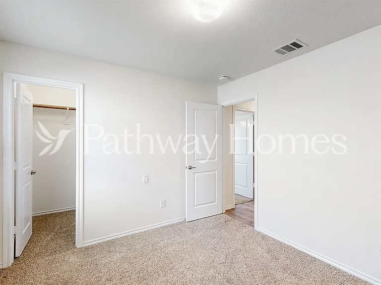 957 English Dr — Photo 14