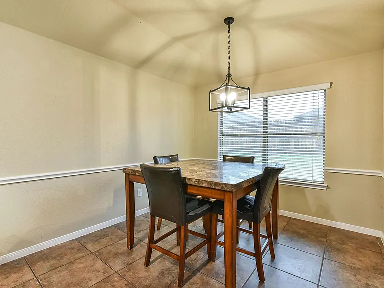 3410 Horizon St — Photo 10