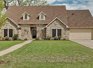 2701 Broadacres Ln, Dalworthington Gardens, TX 76016