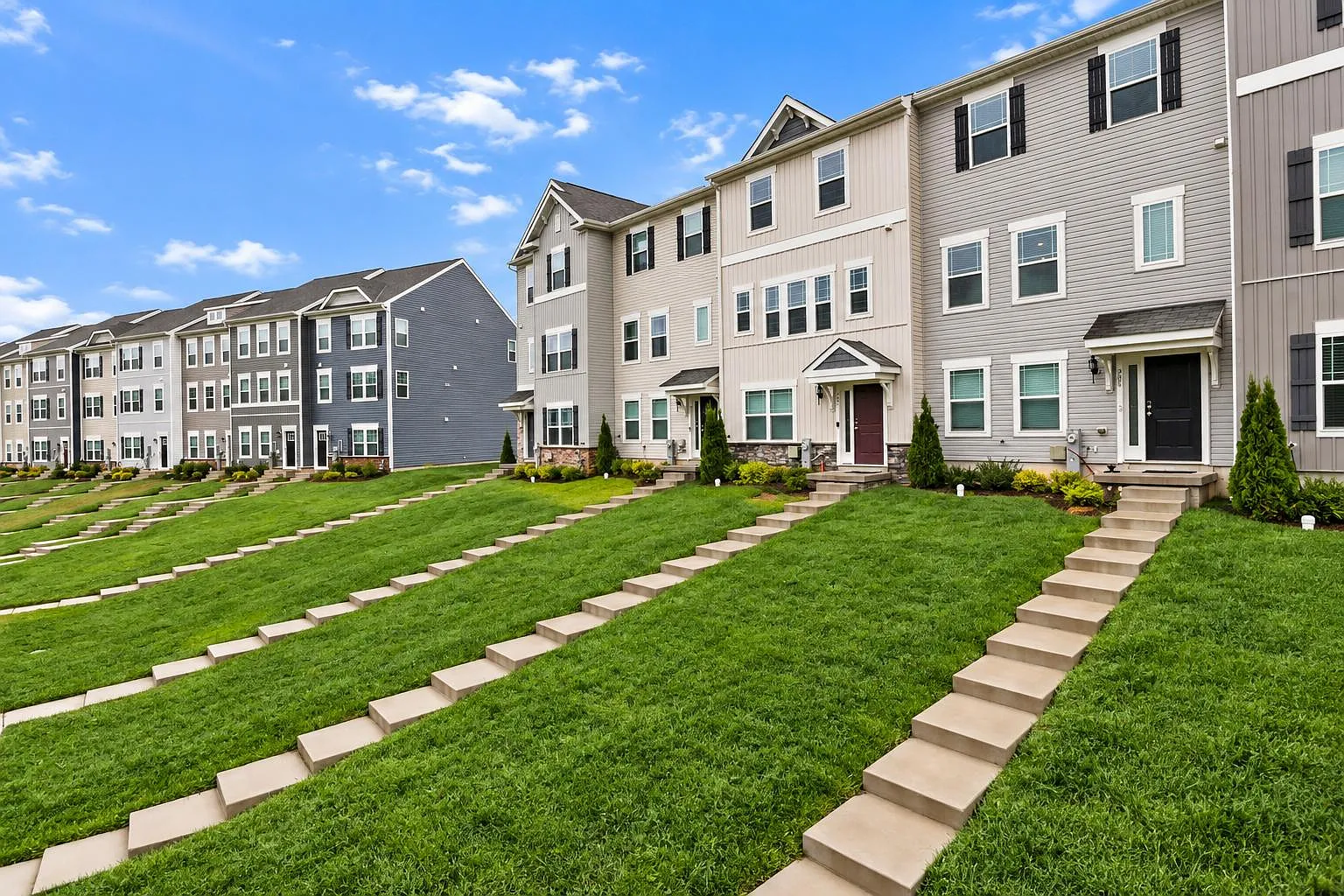 205 Joppa Farm Rd - 205 Joppa Farm Roa — Photo 4