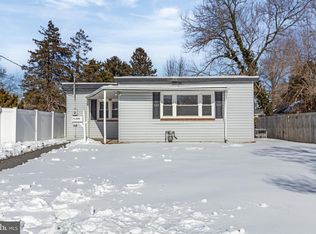 245 W Champlain Ave, Wilmington, DE 19804