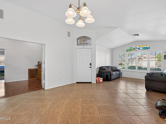 5th image of 4613 E Cherry Hills Drive