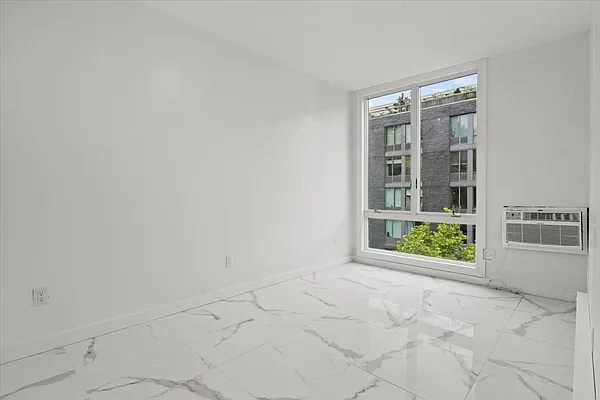 Rented by Compass | media 12