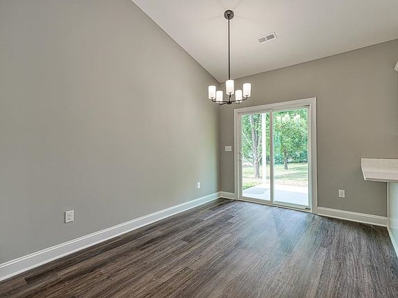 3rd image of 136 Anita Dr