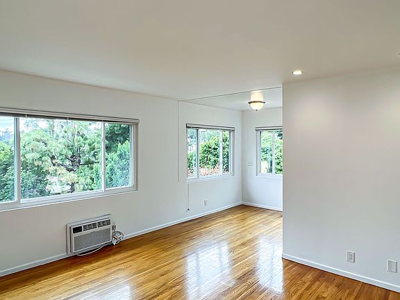 5th image of 1828 Silver Lake Blvd APT C