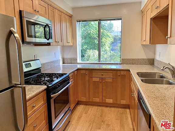 5th image of 8219 Norton Ave APT 8