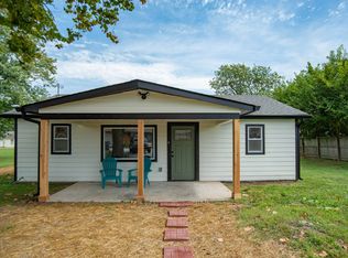 355 McCully St, Greenfield, IN 46140