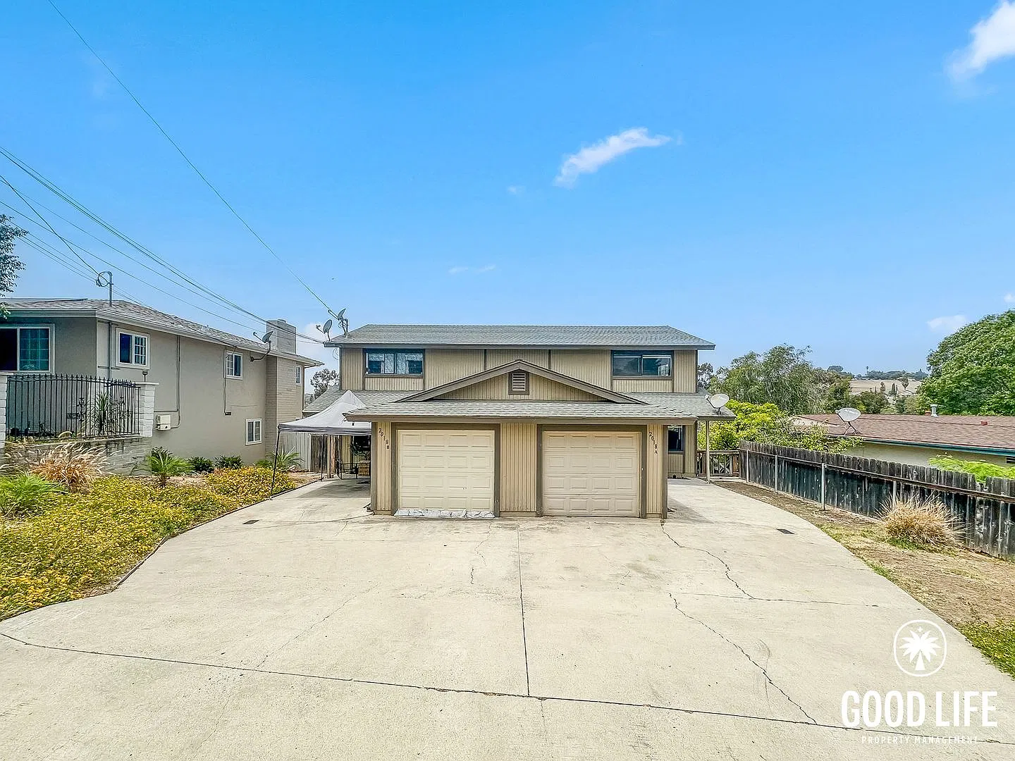 SD: Inviting 3BD/1.5BA Unit in Spring Valley with Large Backyard, Back Deck & Attached Garage — Photo 2