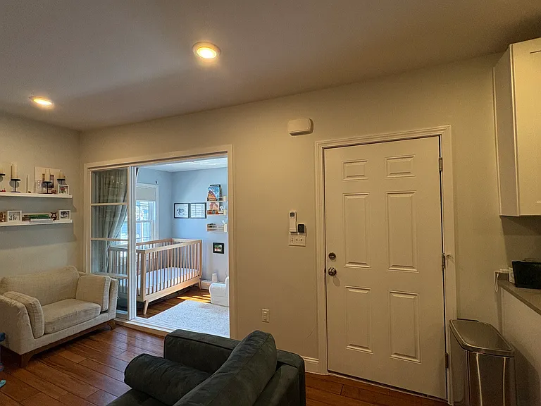 12.5 Daniels St #4 — Photo 9