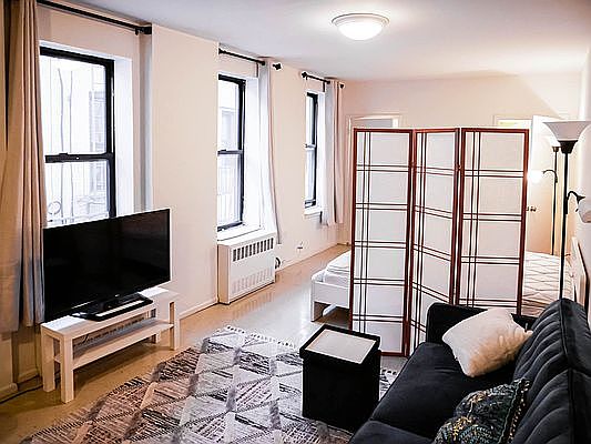1st image of 206 E 67th St APT 43