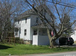 6409 E Townline Rd, Williamson, NY 14589