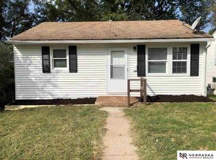 5910 N 42nd St, Omaha, NE 68111