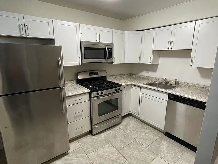 6126 Macbeth Dr — Photo 5