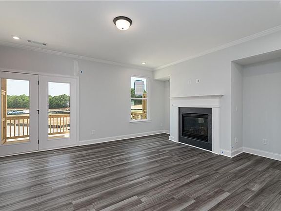 5th image of 1258 May Elm Ln