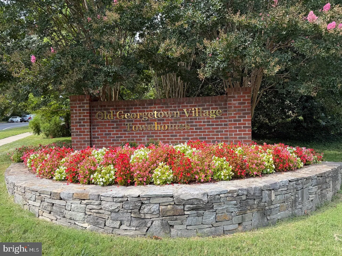 Georgetown Village Codm — Photo 2