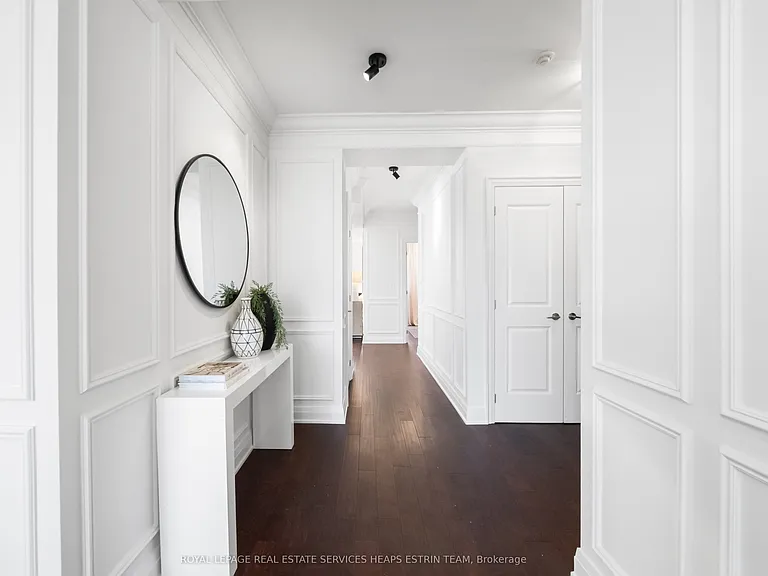 1430 Yonge St #509 — Photo 36