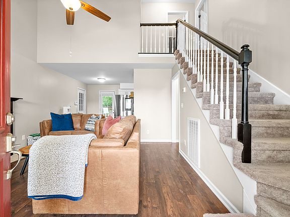 5th image of 265 Amber Way