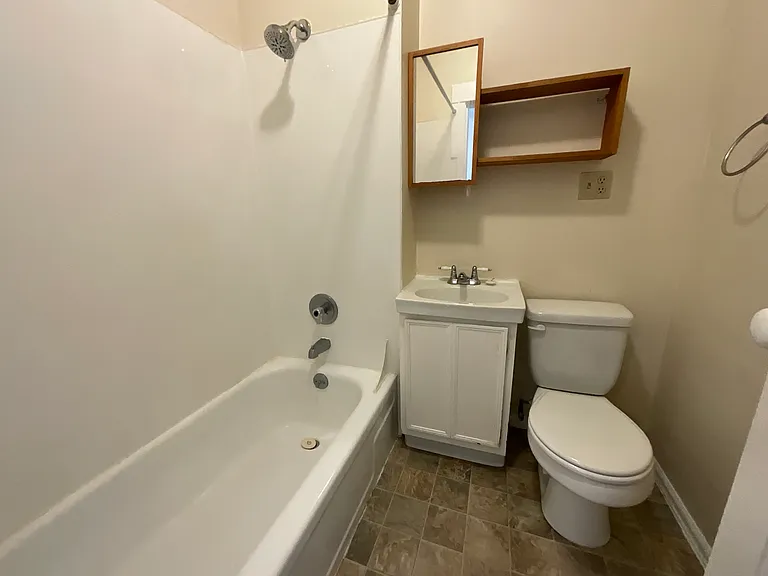 Jenott — Photo 11