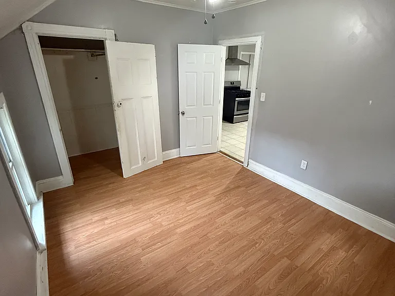 94 Cumerford St #2 — Photo 9