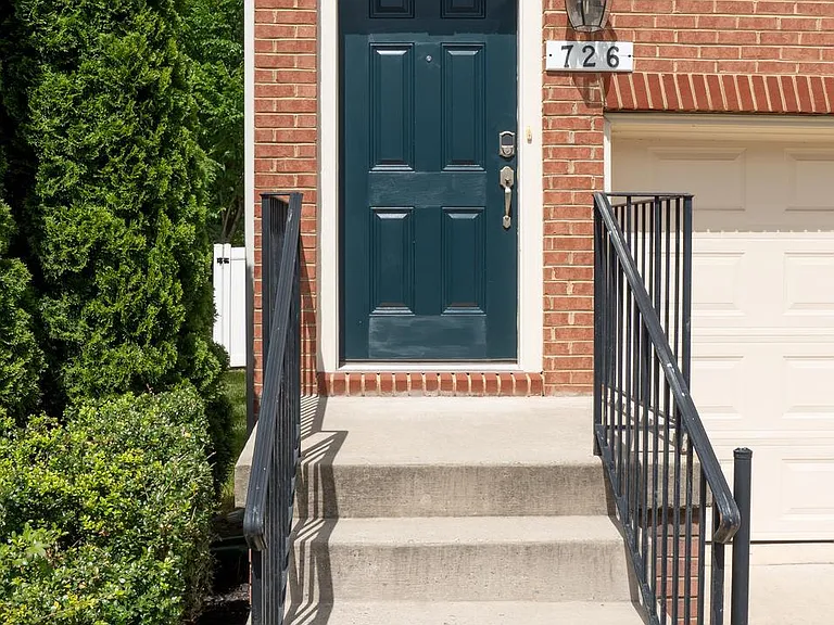 726 Millhouse Dr — Photo 39