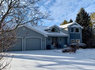 635 Mayflower Ave, Sheboygan, WI 53083