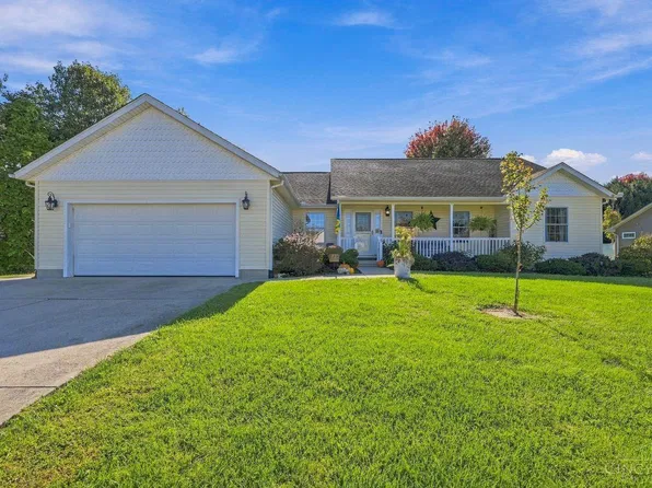 107 Northcourt Dr, Hillsboro, OH 45133