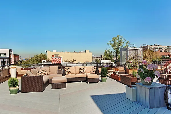 Sold by Corcoran | media 16