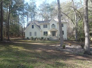 214 Lakewood Dr, Carrollton, GA 30117