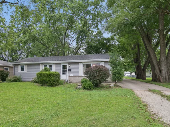 660 Jonette Ave, Bradley, IL 60915