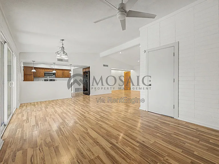 3333 E Medlock Dr — Photo 13