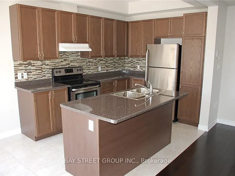 90 Raymond Rd #32 — Photo 3