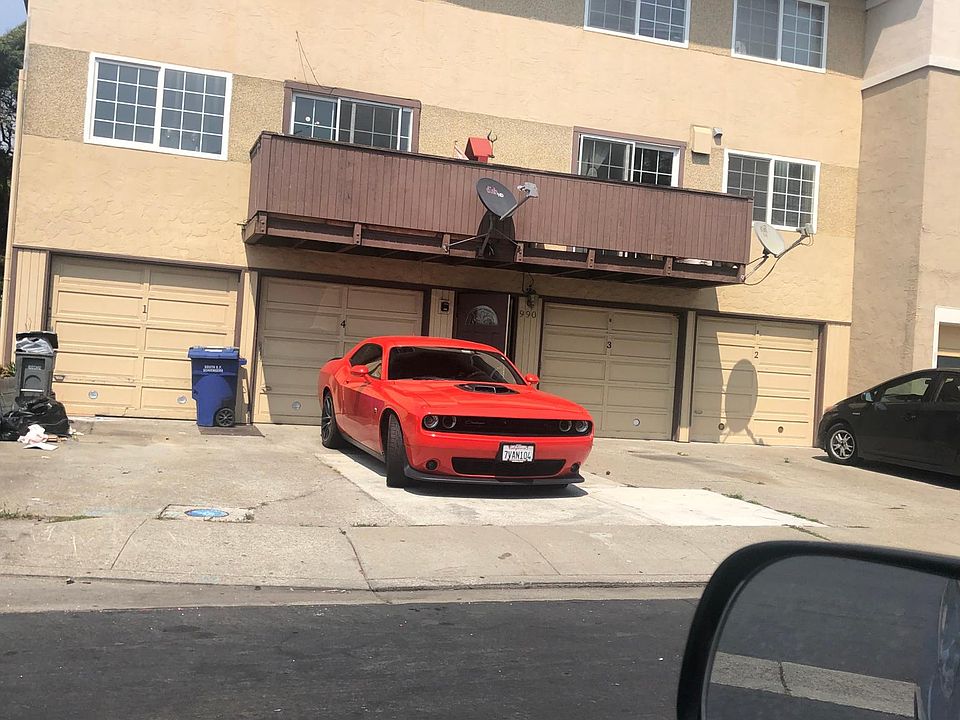 1st image of 990 Nora Way #1
