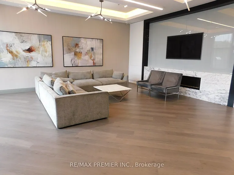 99 Eagle Rock Way #312 — Photo 20