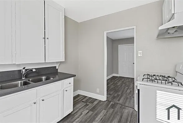 310 W Magnolia St #2 — Photo 3