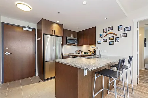 2978 Glen Dr #607 Photo 1