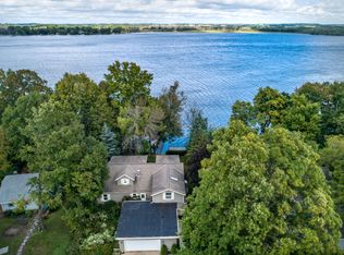 5938 Eagle Point Rd, Hartford, WI 53027