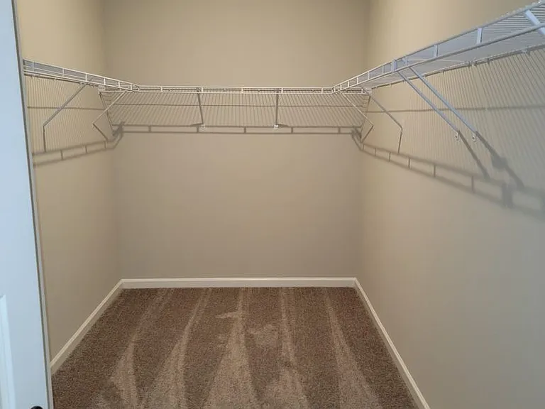 275 Southridge Dr — Photo 22