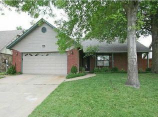 1521 S Laurel Ave, Broken Arrow, OK 74012